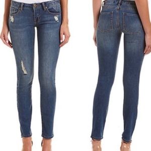 Cabi Distressed Mid Rise Curvy Skinny Jeans 2 Style‎ #5091